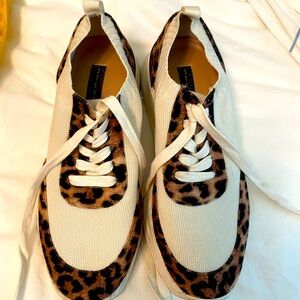 Steve Madden Animal and Beige Cloth tennis shoe